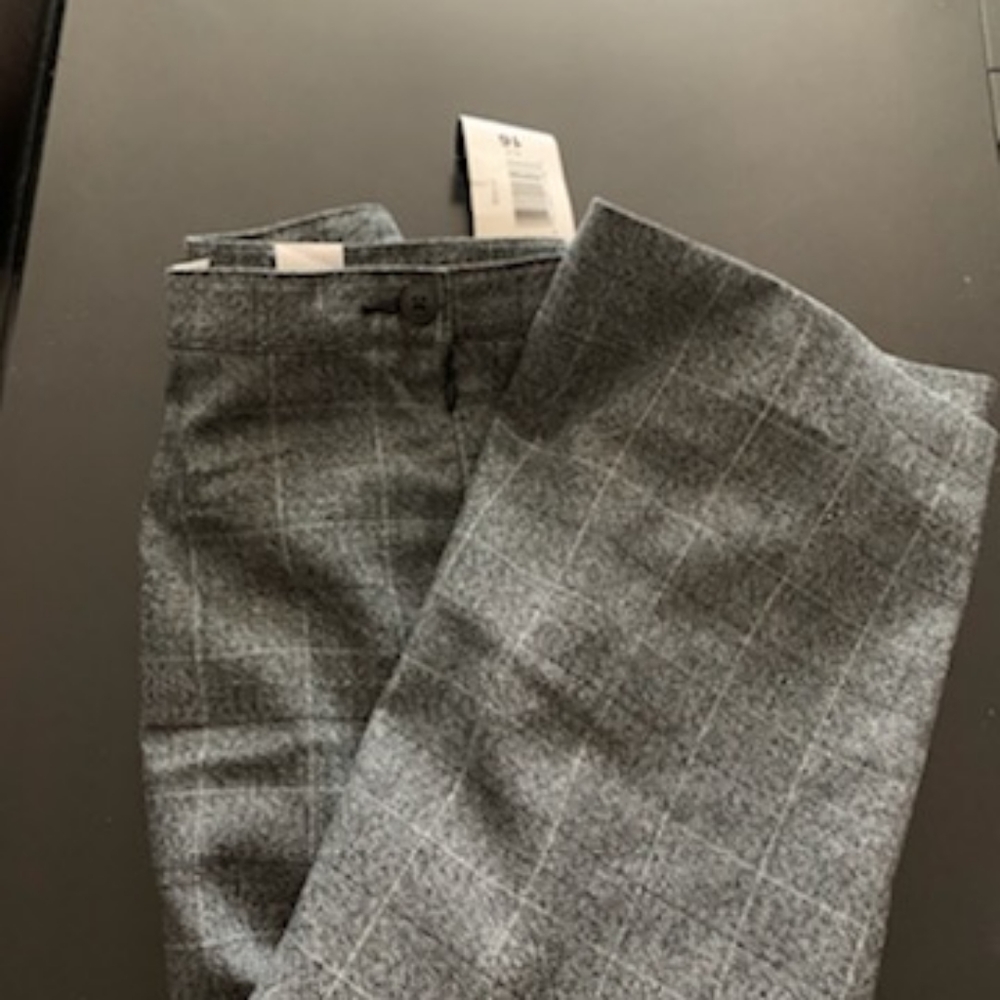 Women's black with white strips
